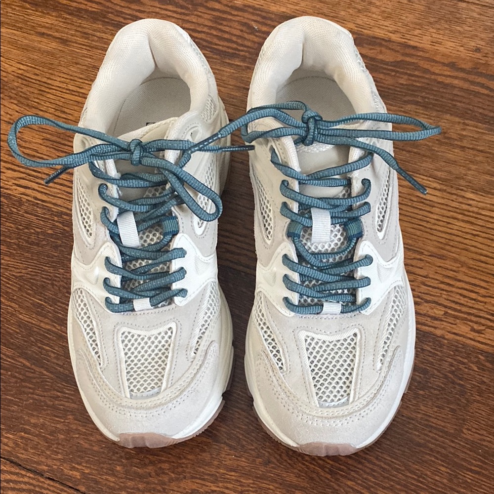 Zara Women’s Sneakers
